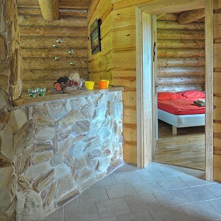Dom Pod Sosnami Villa Gryzyna Exterior photo